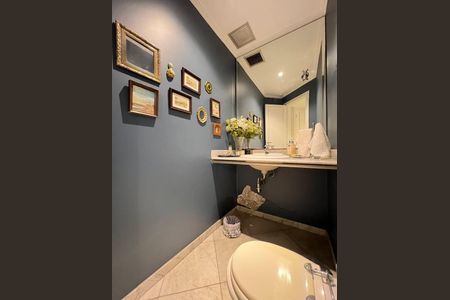 Apartamento à venda com 238m², 3 quartos e 4 vagas