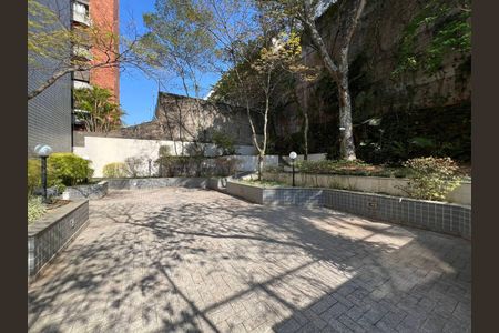 Apartamento à venda com 238m², 3 quartos e 4 vagas