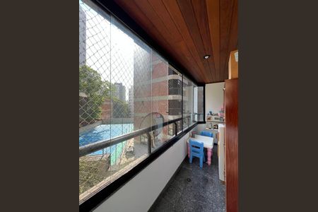 Apartamento à venda com 238m², 3 quartos e 4 vagas