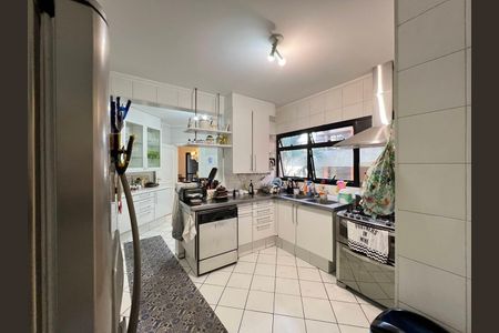 Apartamento à venda com 238m², 3 quartos e 4 vagas