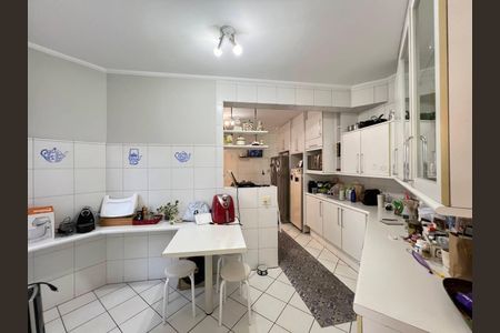 Apartamento à venda com 238m², 3 quartos e 4 vagas