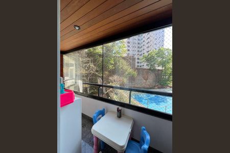 Apartamento à venda com 238m², 3 quartos e 4 vagas