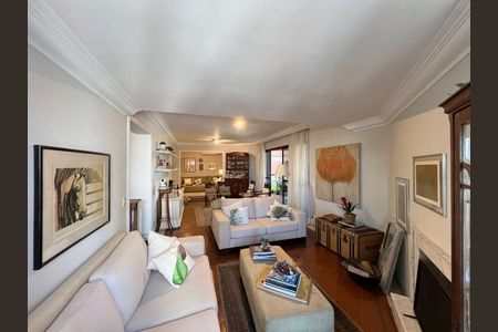 Apartamento à venda com 238m², 3 quartos e 4 vagas