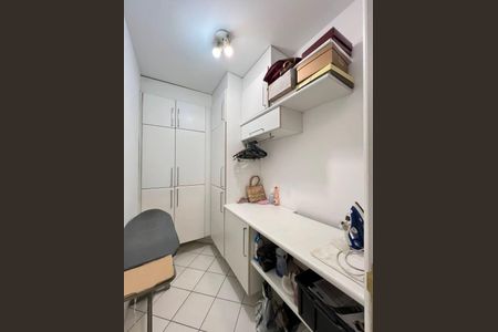 Apartamento à venda com 238m², 3 quartos e 4 vagas
