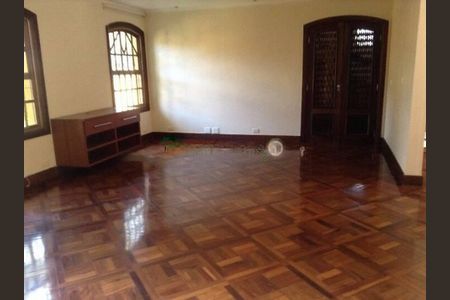 Casa à venda com 3 quartos, 600m² em Fazenda Morumbi, São Paulo