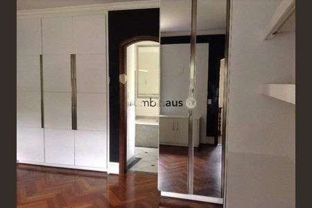 Casa à venda com 600m², 3 quartos e sem vaga