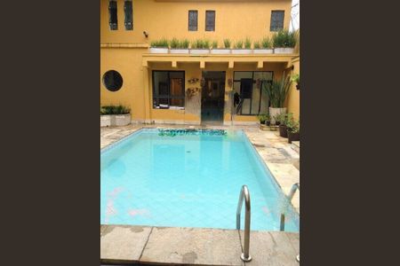 Casa à venda com 600m², 3 quartos e sem vaga