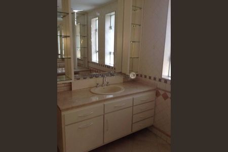 Casa à venda com 3 quartos, 600m² em Fazenda Morumbi, São Paulo