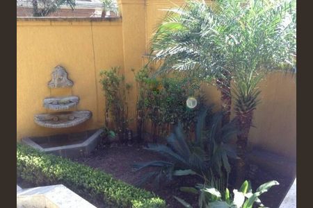 Casa à venda com 600m², 3 quartos e sem vaga