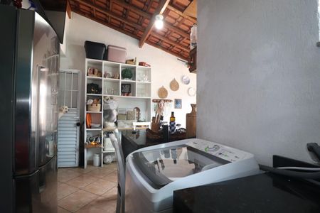 Apartamento à venda com 100m², 2 quartos e 1 vagaÁrea de Serviço