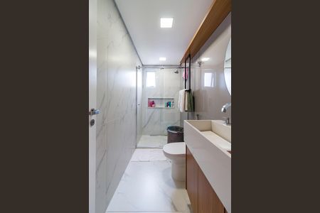 Apartamento à venda com 185m², 3 quartos e sem vagaBanheiro da Suíte 1