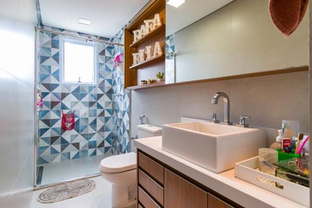 Apartamento à venda com 185m², 3 quartos e sem vagaBanheiro da Suíte 2