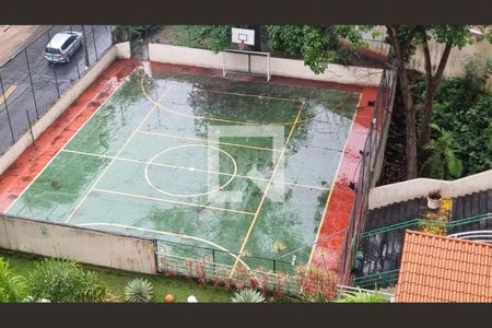 Apartamento à venda com 185m², 3 quartos e sem vagaÁrea comum