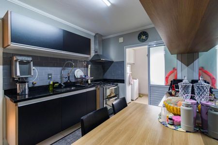 Apartamento à venda com 185m², 3 quartos e sem vagaCozinha