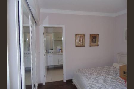 Apartamento à venda com 219m², 4 quartos e 4 vagas