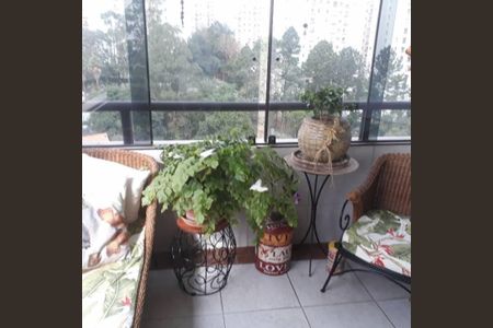 Apartamento à venda com 123m², 3 quartos e 3 vagas