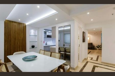 Apartamento à venda com 2 quartos, 120m² em Indianópolis, São Paulo