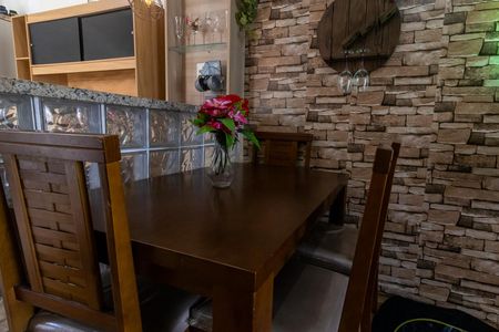 Sala de casa para alugar com 2 quartos, 200m² em Caiçara, Praia Grande