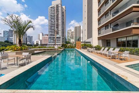 Apartamento à venda com 27m², 1 quarto e sem vagaÁrea comum - Piscina
