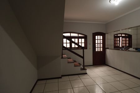 Sala de casa para alugar com 3 quartos, 212m² em Medeiros, Jundiaí