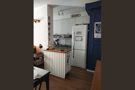 Sala de apartamento à venda com 2 quartos, 43m² em Jardim Monte Alegre, Taboão da Serra