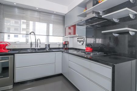 Apartamento à venda com 206m², 3 quartos e 3 vagasCozinha
