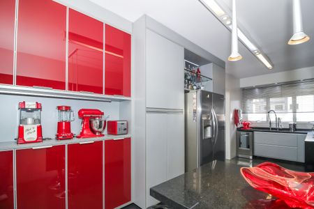 Apartamento à venda com 206m², 3 quartos e 3 vagasCozinha