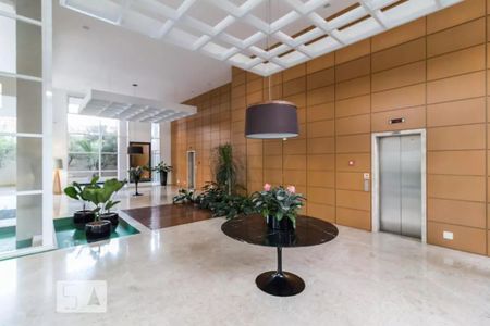 Apartamento à venda com 206m², 3 quartos e 3 vagasHall social