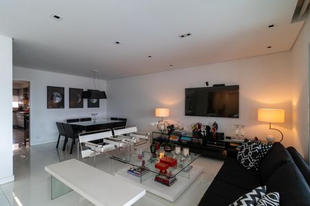 Apartamento à venda com 206m², 3 quartos e 3 vagasSala