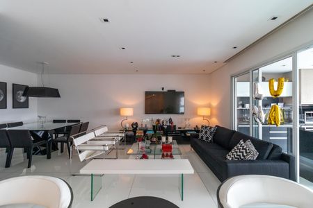 Apartamento à venda com 206m², 3 quartos e 3 vagasSala