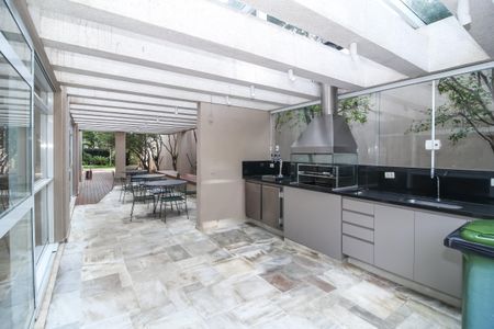 Apartamento à venda com 206m², 3 quartos e 3 vagasChurrasqueira