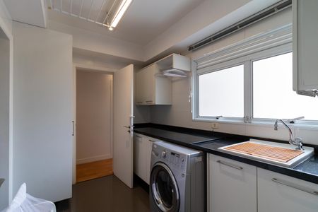 Apartamento à venda com 206m², 3 quartos e 3 vagasÁrea de Serviço