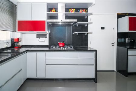 Apartamento à venda com 206m², 3 quartos e 3 vagasCozinha