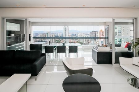 Apartamento à venda com 206m², 3 quartos e 3 vagasSala