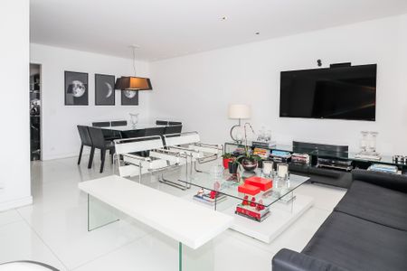 Apartamento à venda com 206m², 3 quartos e 3 vagasSala