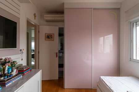 Apartamento à venda com 206m², 3 quartos e 3 vagasSuíte 1