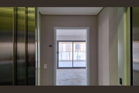 Apartamento à venda com 250m², 4 quartos e 4 vagas Apartamento à venda com 250m², 4 quartos e 4 vagasÁrea comum