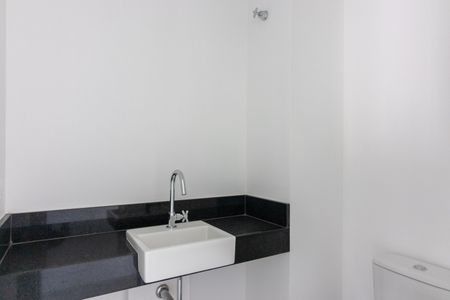 Apartamento à venda com 250m², 4 quartos e 4 vagas Apartamento à venda com 250m², 4 quartos e 4 vagasLavabo