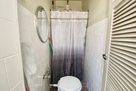 Apartamento à venda com 125m², 3 quartos e 1 vaga Apartamento à venda com 125m², 3 quartos e 1 vagaBanheiro de serviço