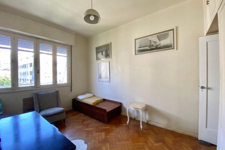 Quarto 1 de apartamento à venda com 3 quartos, 125m² em Botafogo, Rio de Janeiro