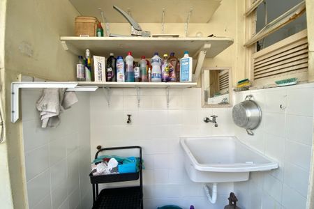 Apartamento à venda com 125m², 3 quartos e 1 vaga Apartamento à venda com 125m², 3 quartos e 1 vagaÁrea de Serviço