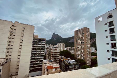 Apartamento à venda com 125m², 3 quartos e 1 vaga Apartamento à venda com 125m², 3 quartos e 1 vagaTerraço