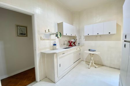 Apartamento à venda com 125m², 3 quartos e 1 vaga Apartamento à venda com 125m², 3 quartos e 1 vagaCozinha