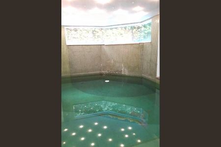 Casa à venda com 1050m², 5 quartos e 6 vagas