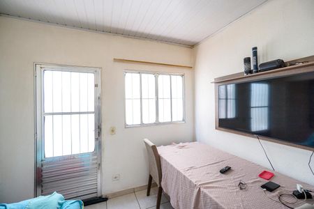 Sala de casa à venda com 2 quartos, 70m² em Vila Antonina, São Paulo