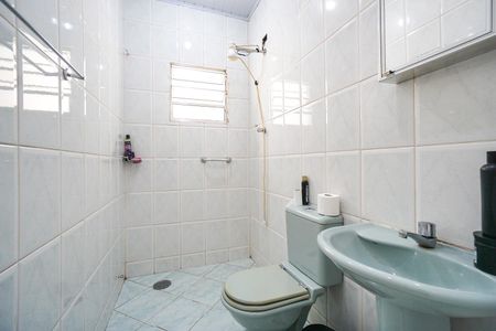 Casa à venda com 70m², 2 quartos e 2 vagas Casa à venda com 70m², 2 quartos e 2 vagasBanheiro 2