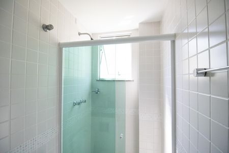 Casa de condomínio à venda com 97m², 3 quartos e 1 vagaBanheiro social