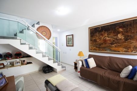 Casa de condomínio à venda com 97m², 3 quartos e 1 vagaSala