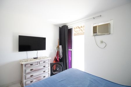 Casa de condomínio à venda com 97m², 3 quartos e 1 vagaSuíte