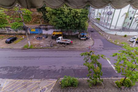 Quarto vista de apartamento para alugar com 2 quartos, 70m² em Inhaúma, Rio de Janeiro